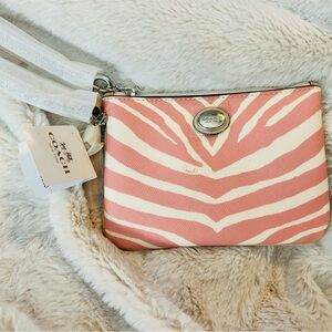 BNWT Coach Wristlet Wallet